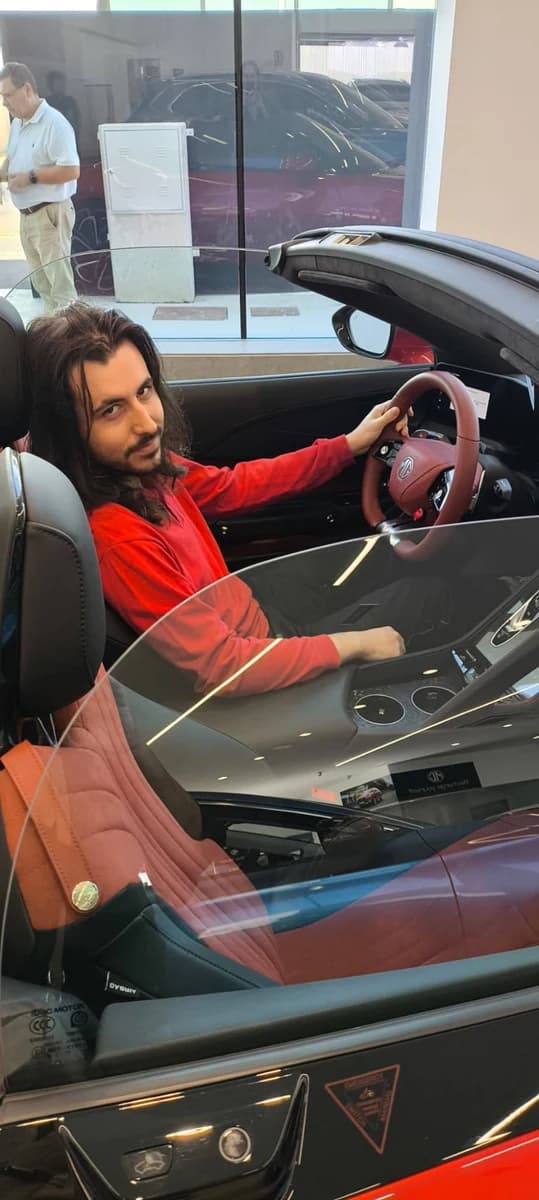 Al volante de un descapotable